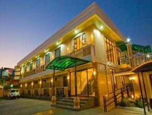 ليغاسبي La Roca Veranda Suites & Restaurant المظهر الخارجي الصورة
